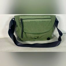 Lululemon Athletica Green All Night Festival Crossbody Purse Fanny Belt Bag