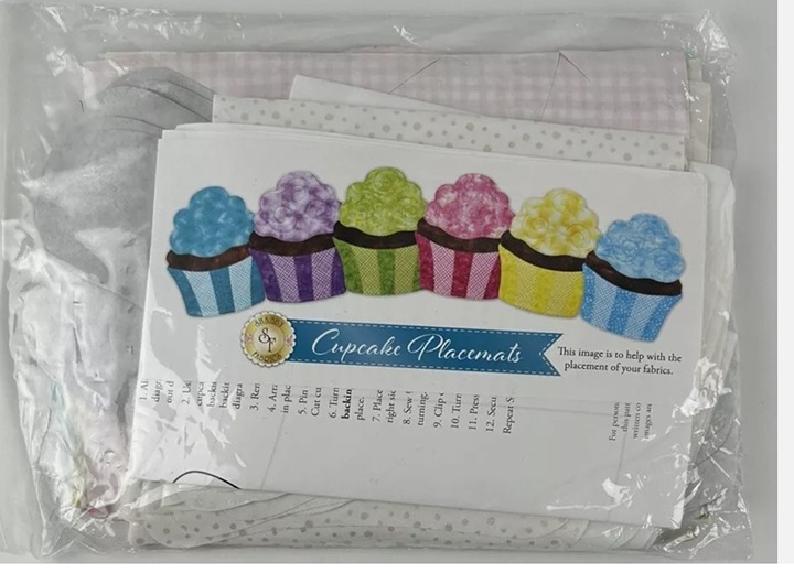 NEW Shabby Fabrics Cupcake Placemat Kit Fabric