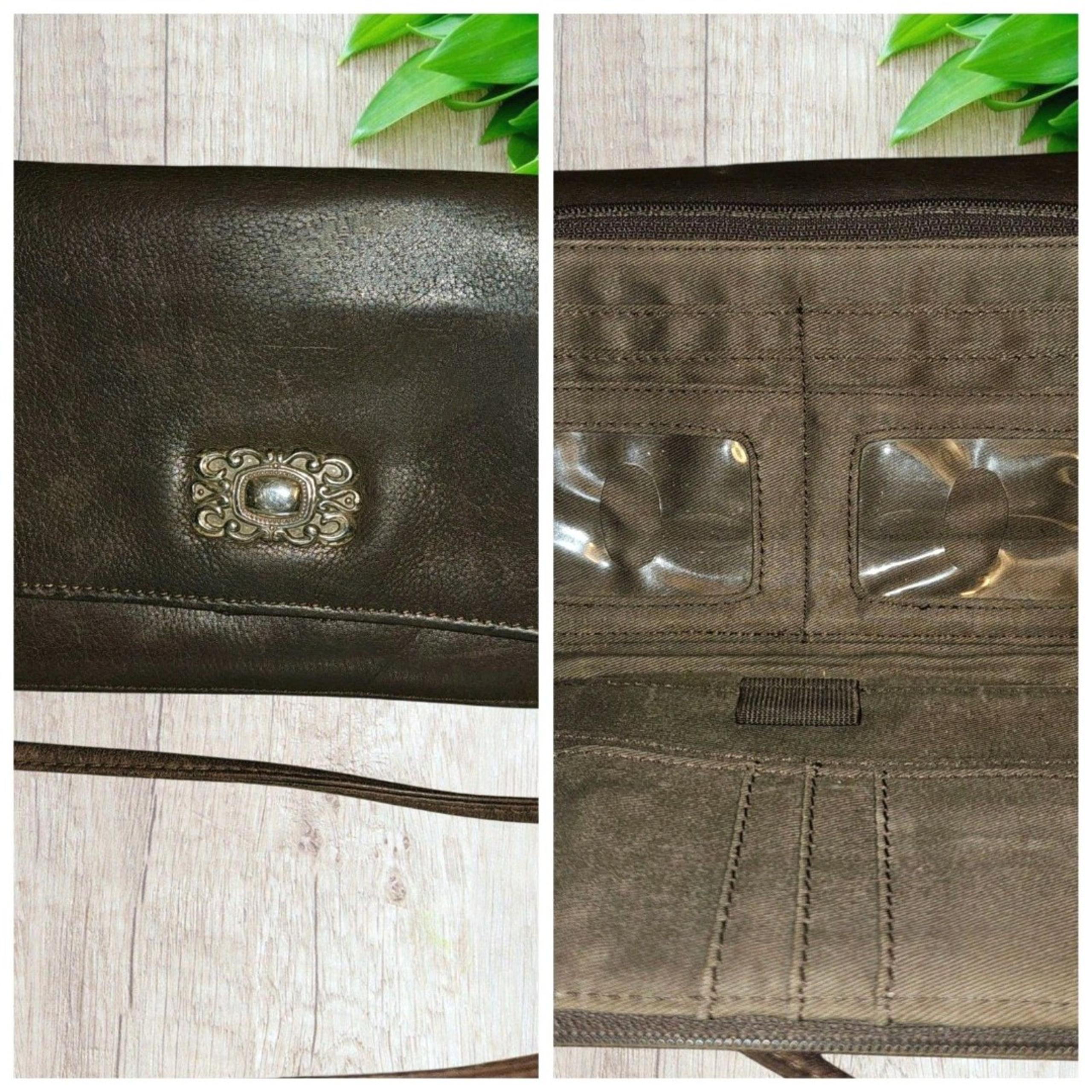 Fossil Vtg Brown Leather Crossbody Shoulder Bag  Wallet Bag Silver Medallion
