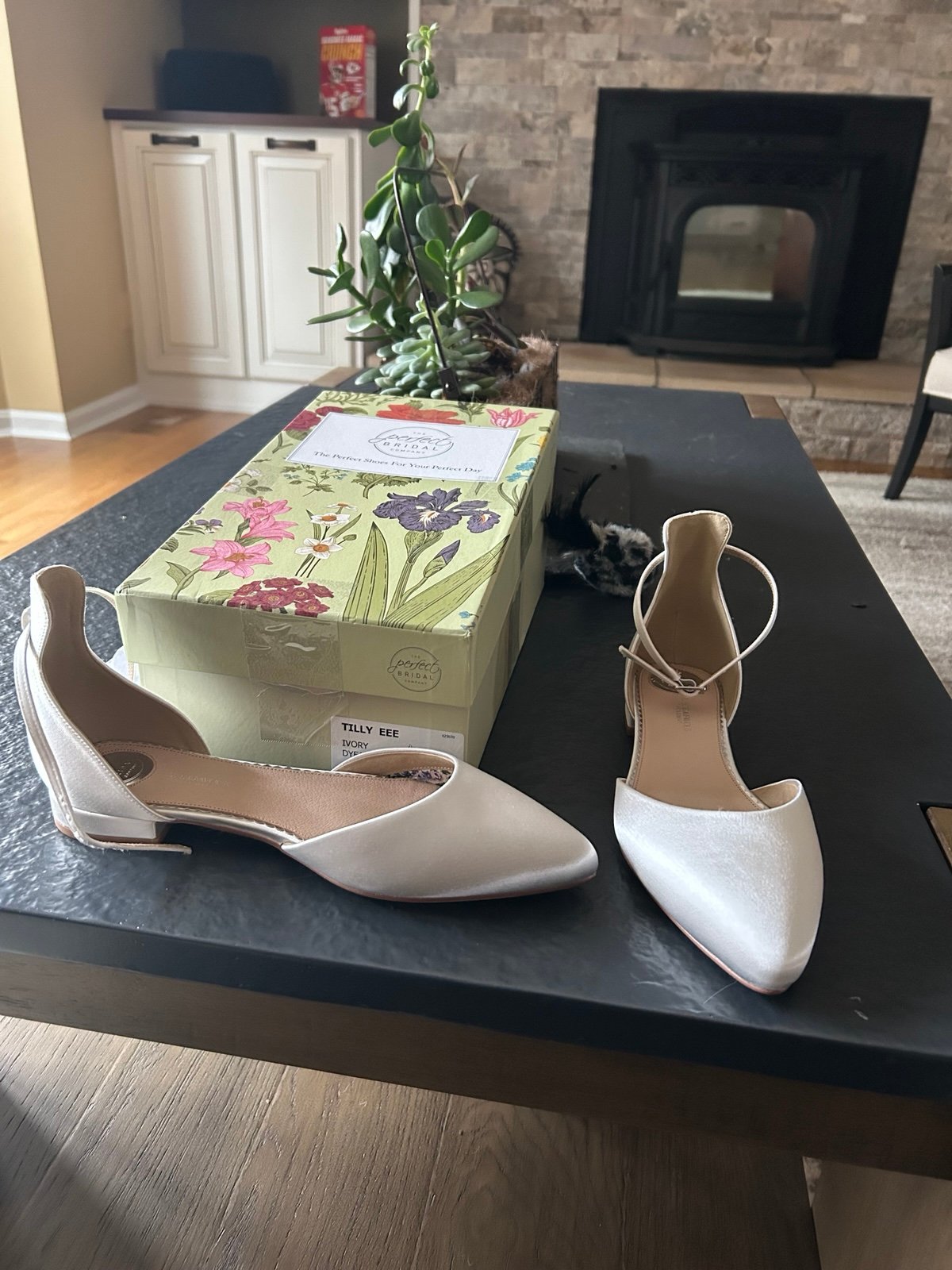 Bridal flats