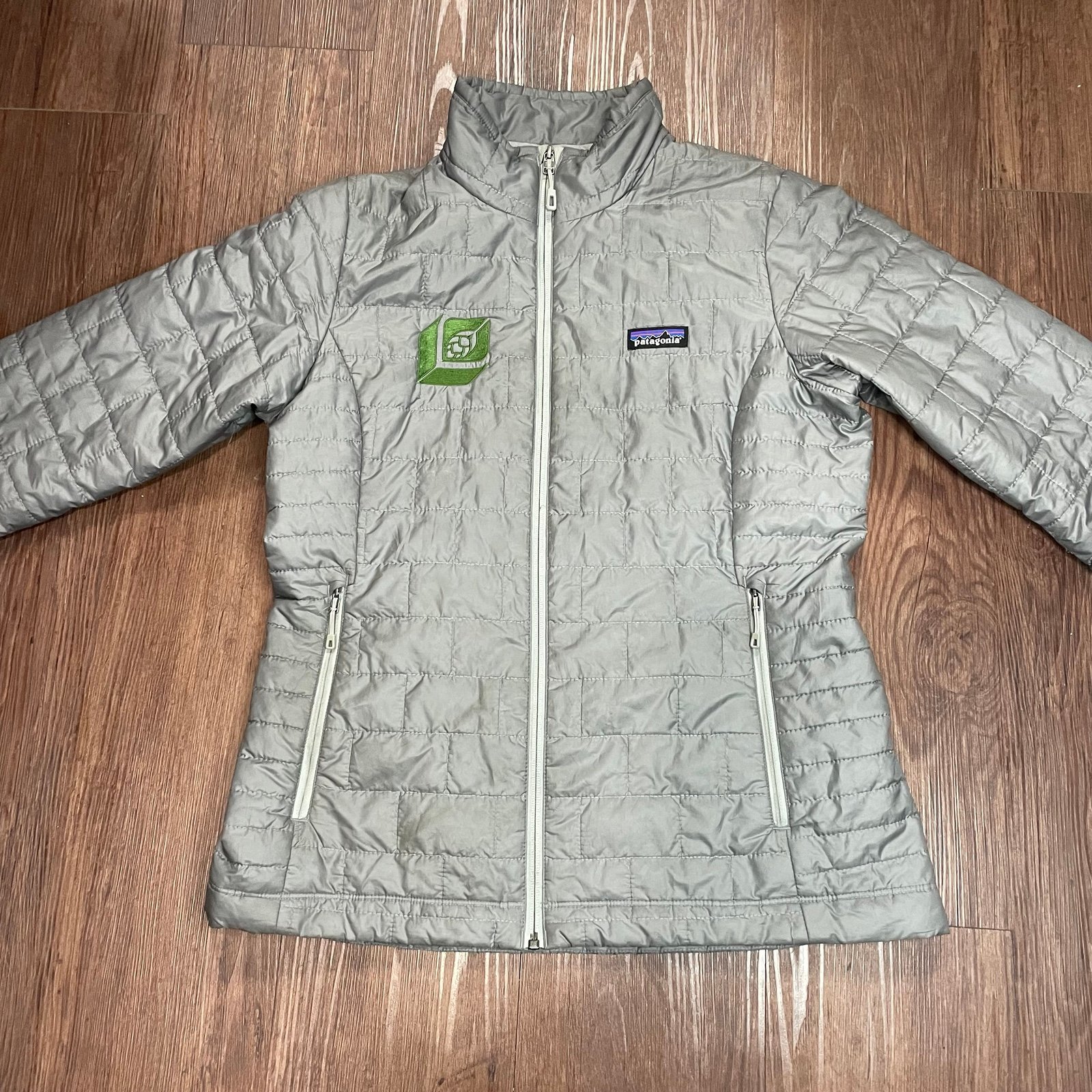 Patagonia Nano Puff Jacket Women Medium Primaloft Insulated Full Zip Puffer Logo