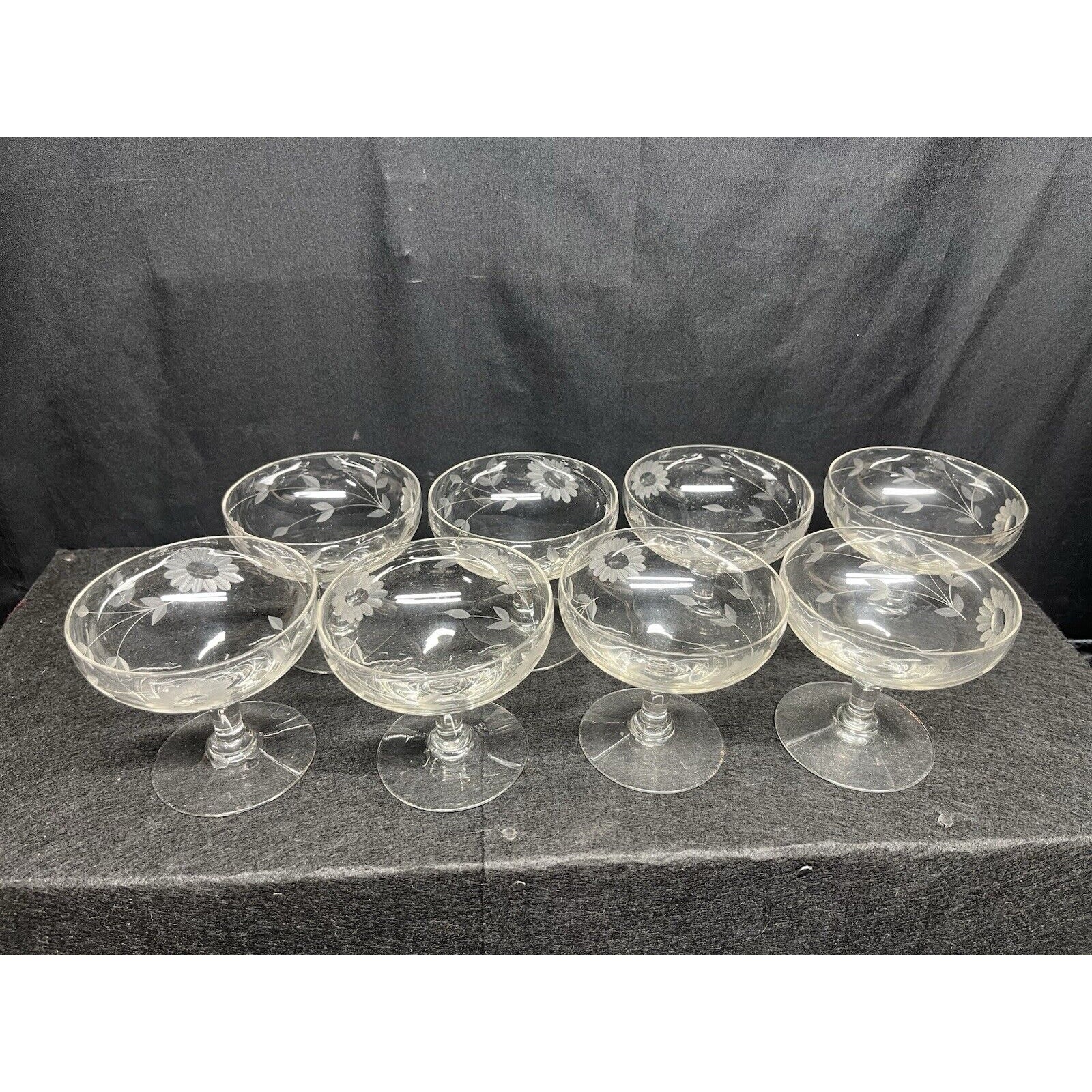 (8) STUNNING Vintage Clear Crystal Floral Etched Wine/Champagne Glasses Stemmed