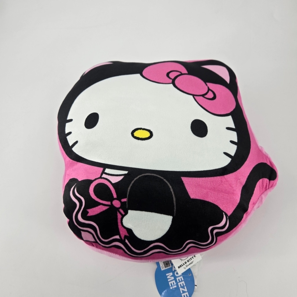 Hello Kitty Halloween Black and Pink Travel Cloud Pillow – Spooky Plush NWT