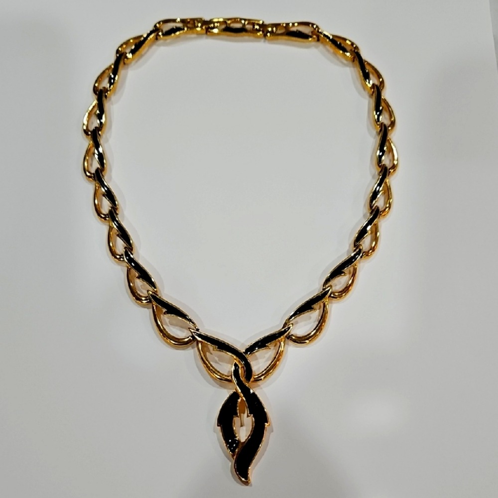 MONET Vintage Black Enamel Gold Tone Interlock Chain Black Pendant
