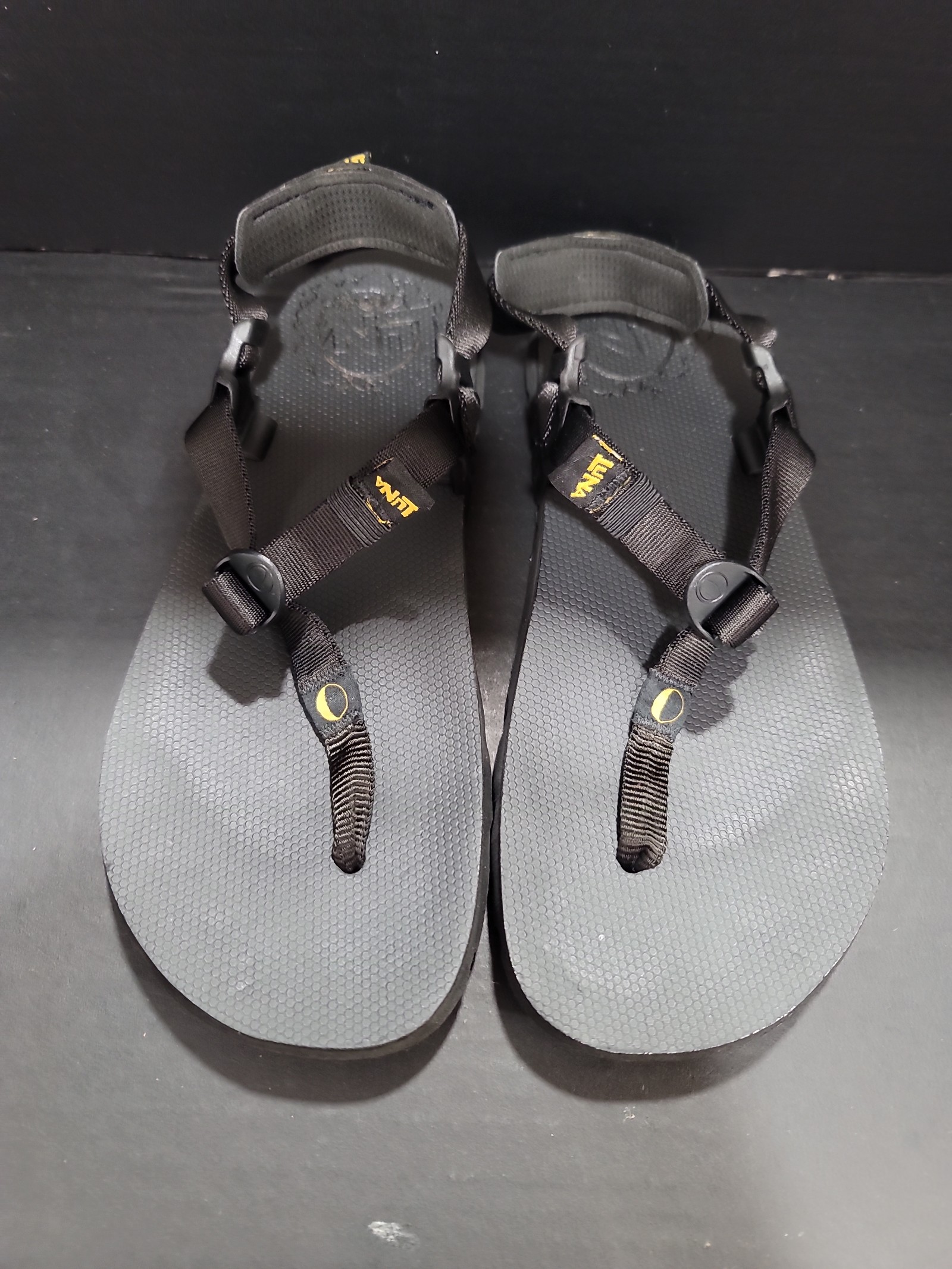 Luna sandals oso