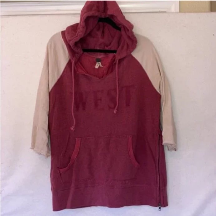 Free People We the Free Graphic Hoodie West with Side Zip RARE find EXCELLENT
