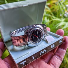 Timex Electronic Red Seconds Racing Dial (70's)