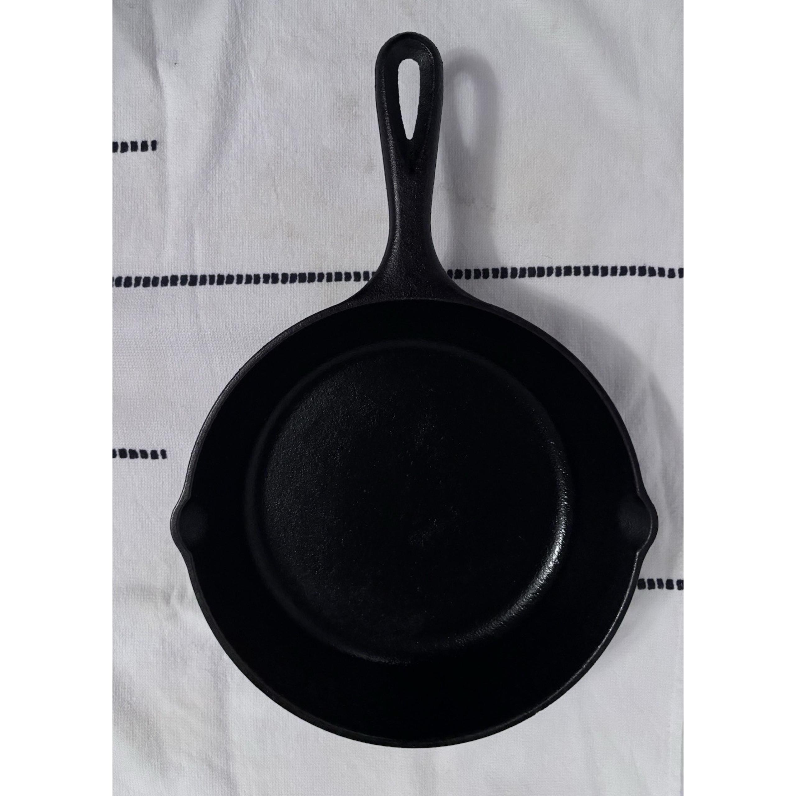 Lodge 5 inch SK Cast Iron Skillet - Black