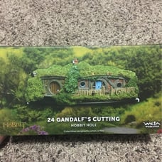 Weta 24 gandalfs cutting hobbit house