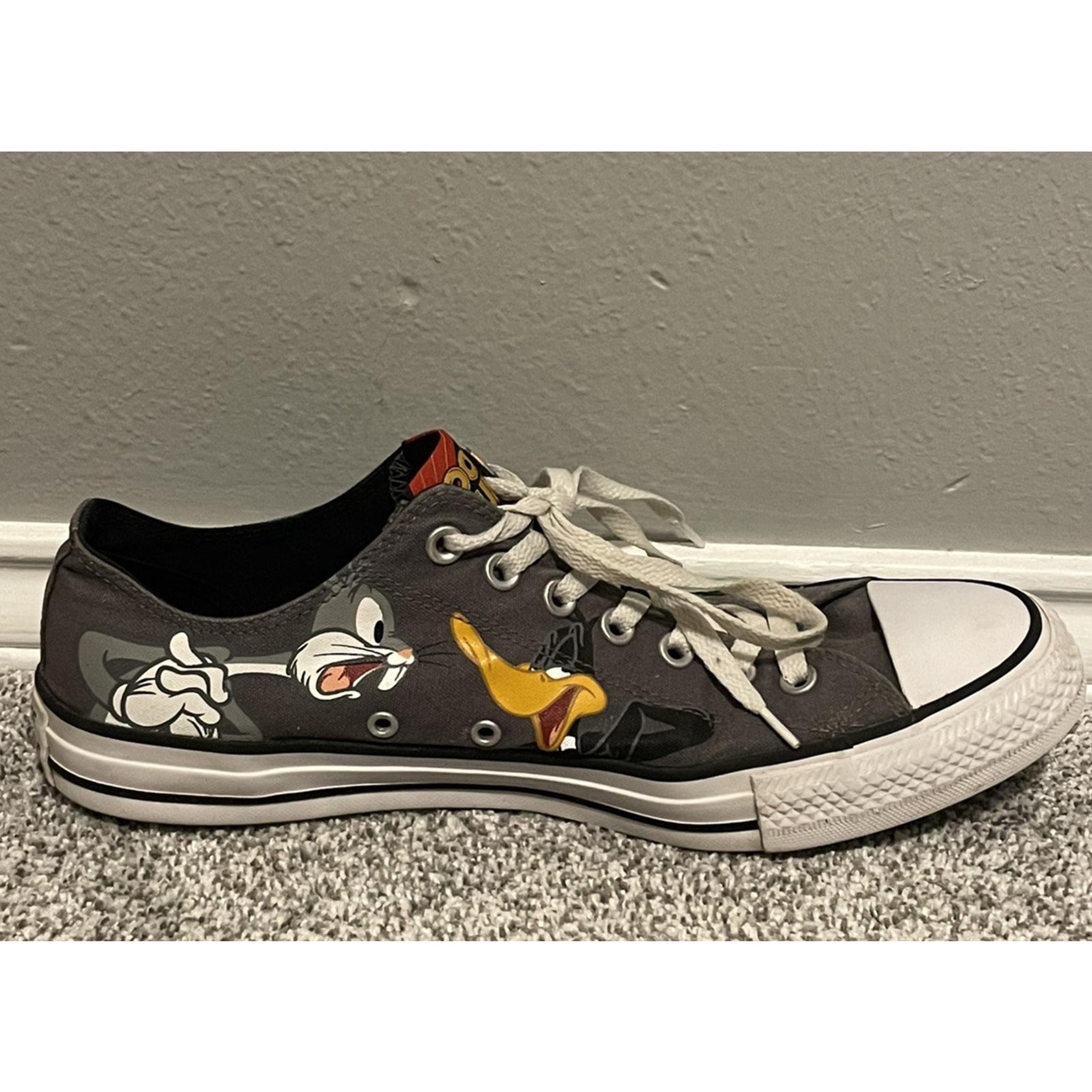 Converse Looney Tunes Chuck Taylor Low All Star Bugs Bunny Daffy Duck M11 W13