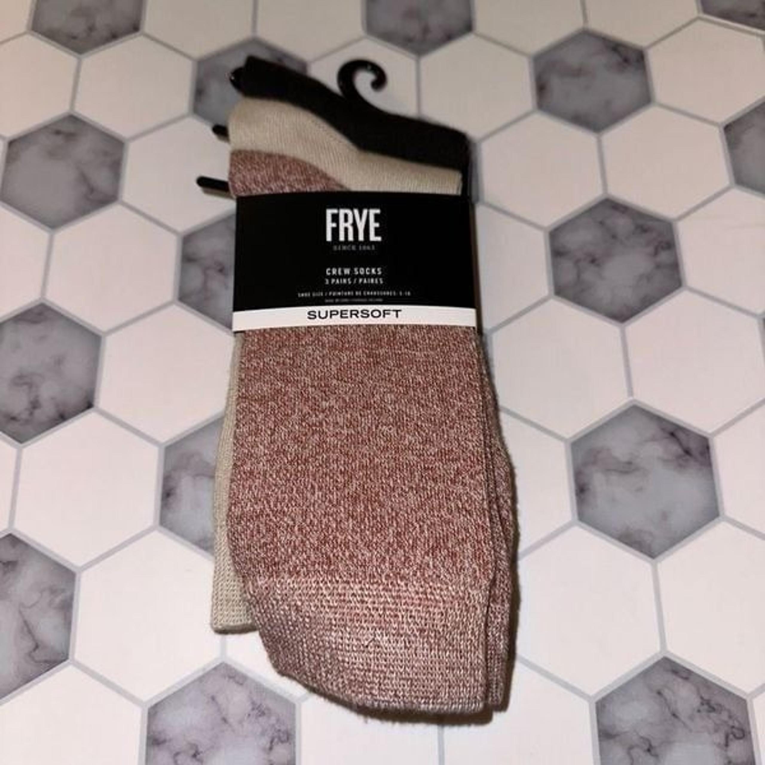 Frye women’s super soft crew socks - set of 3 pairs Pink Beige Dark Brown