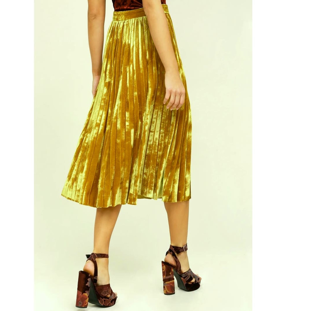 NWOT Lulus Sold Out Mustard Gold Accordion Pleated Stretch Velvet Maxi Skirt SM