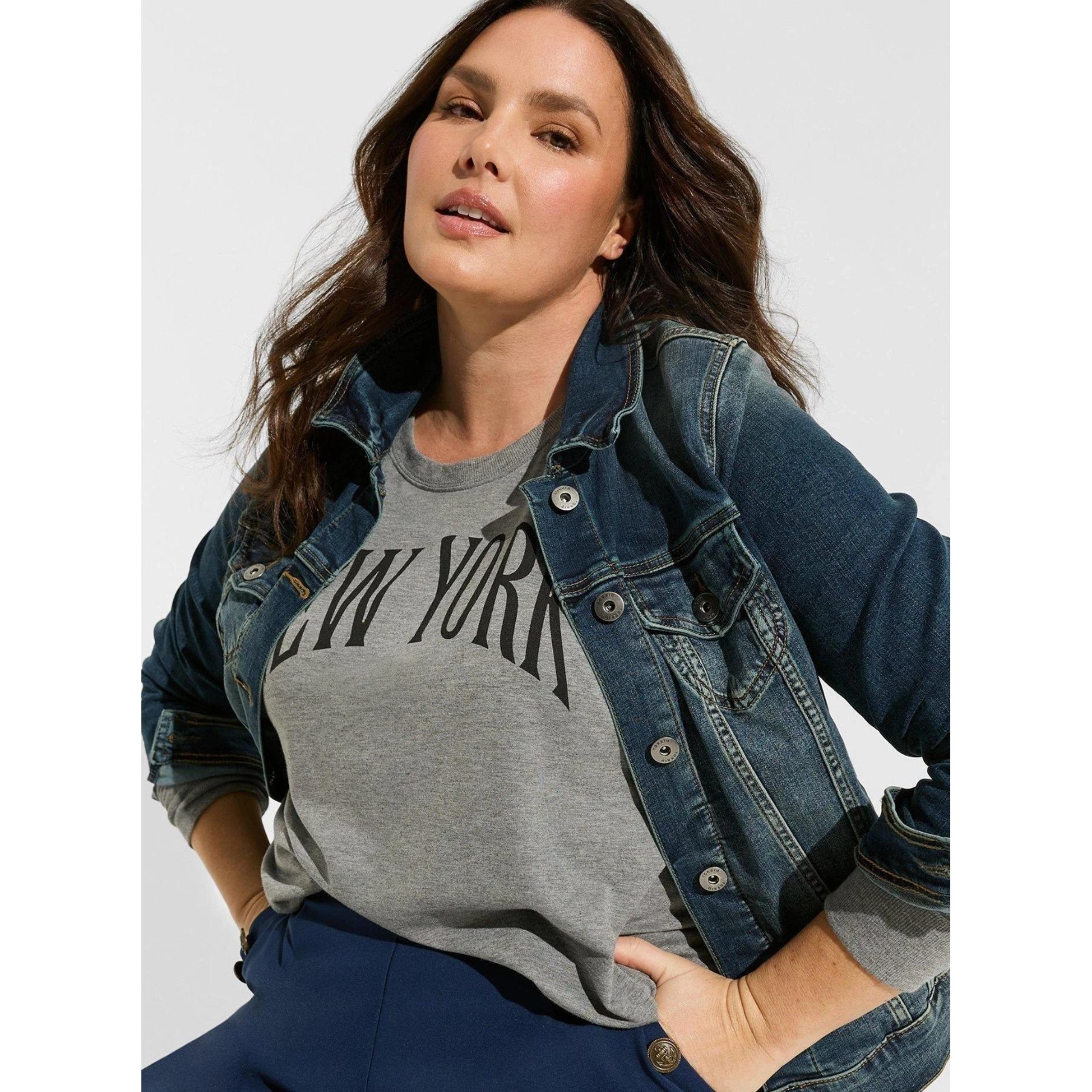 Women's Torrid Medium Blue Denim Trucker Jacket Size 00