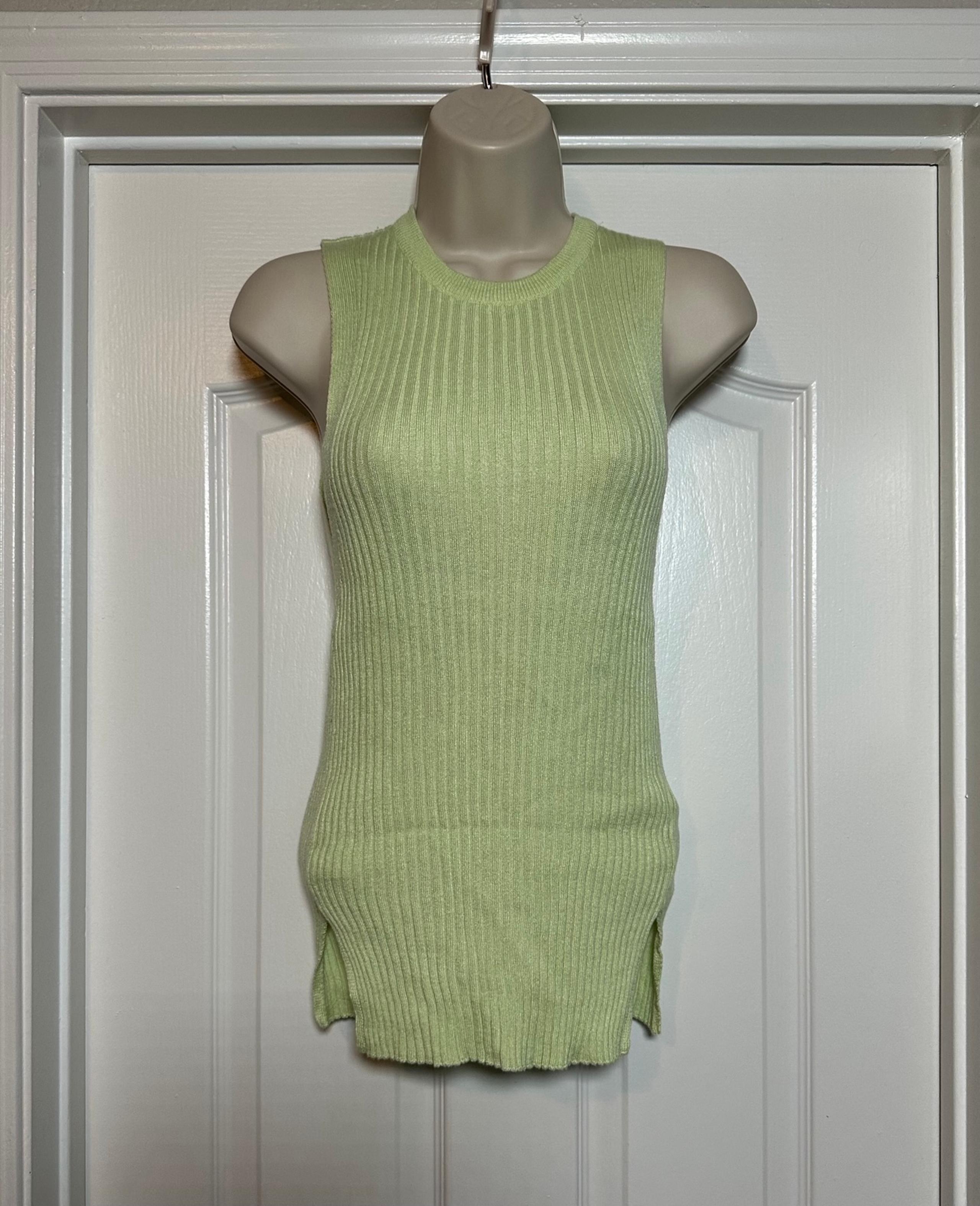 Topshop Light Green Ribbed Women’s Soft Classic Scoop Neck Tank Top