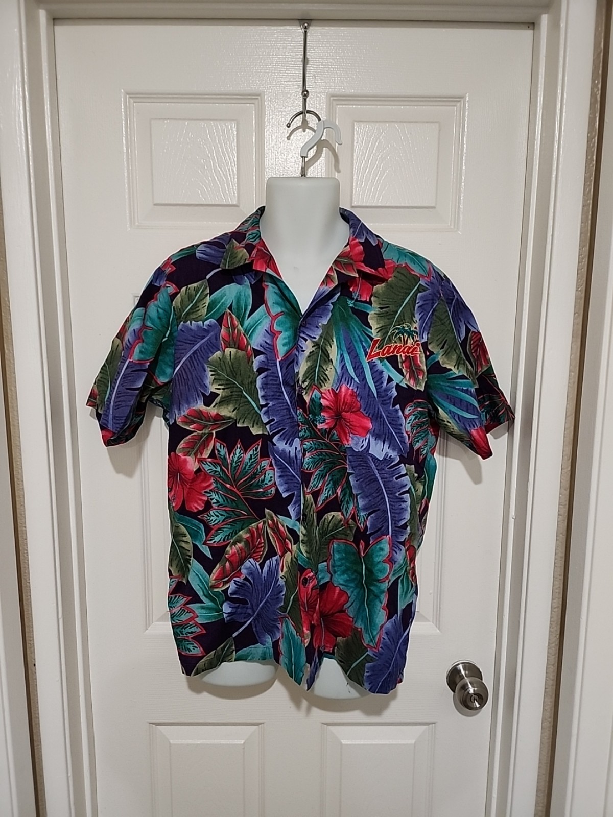 Vintage Hilo Hattie Men's Hawaiian Shirt Colorful Floral Lanai Embroidered