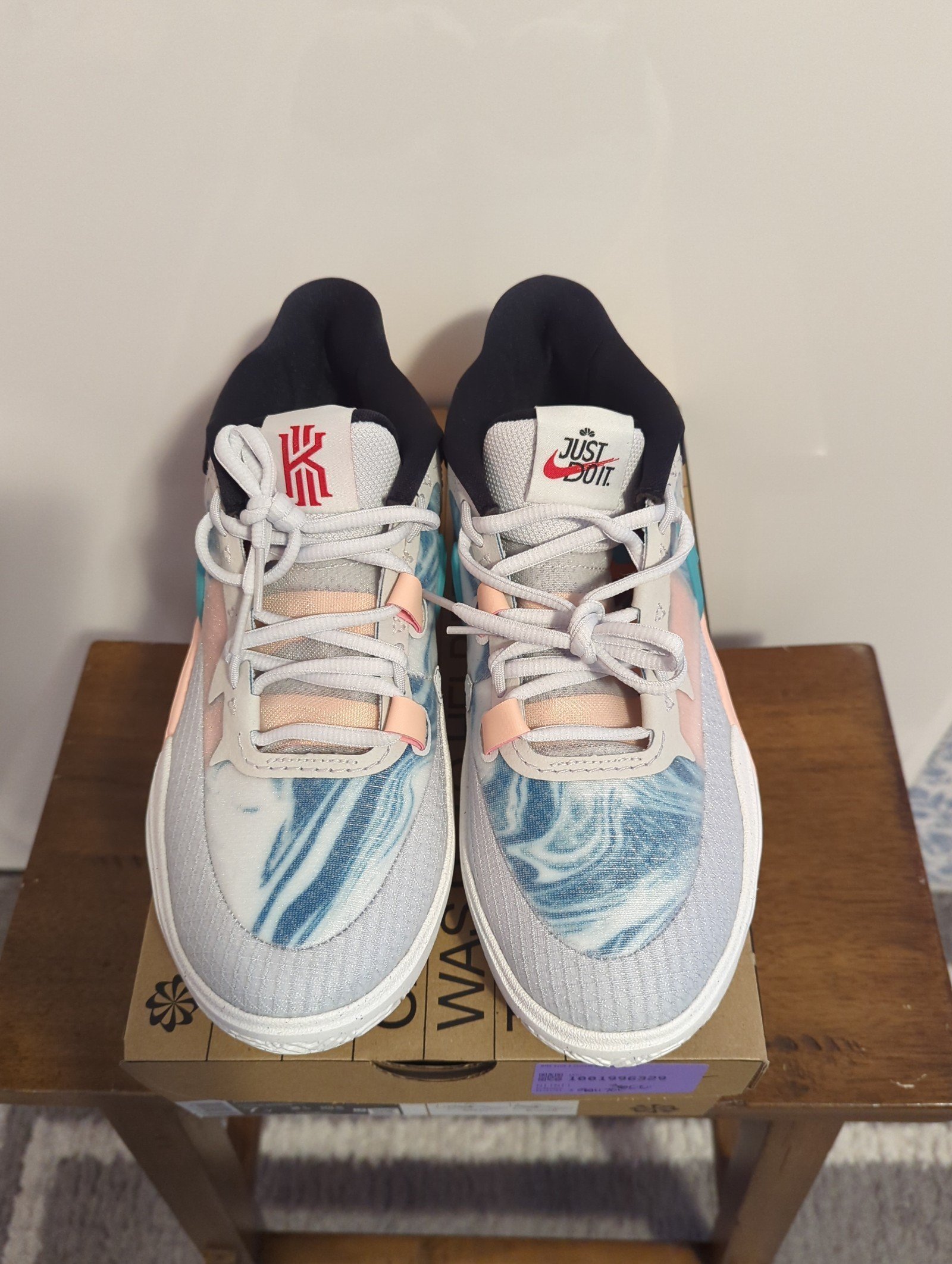 Nike Kyrie 8 Chinese New Year GS 7y