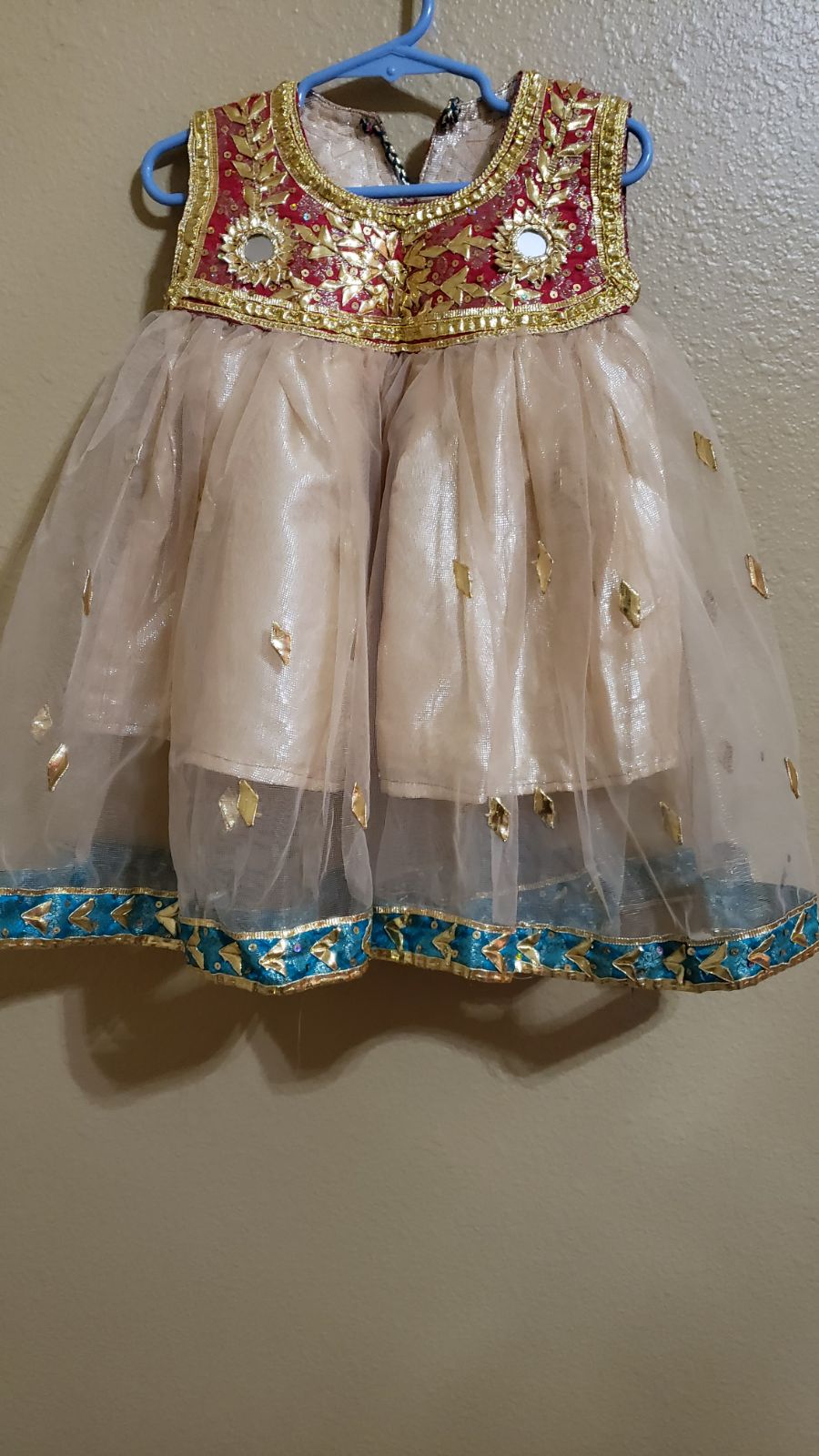 Baby girl dress ( indian)