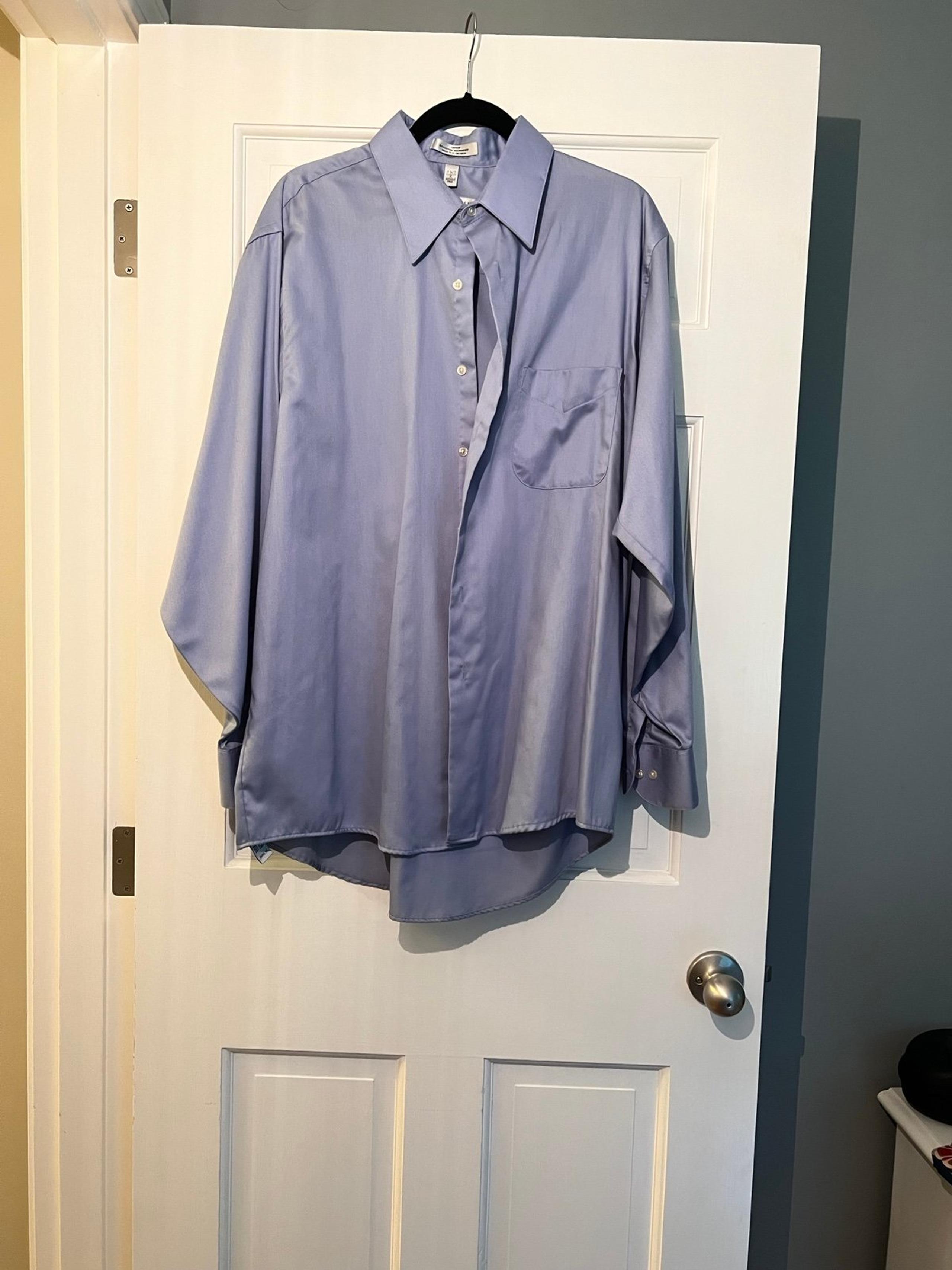 Bundle of two men’s button down shirts