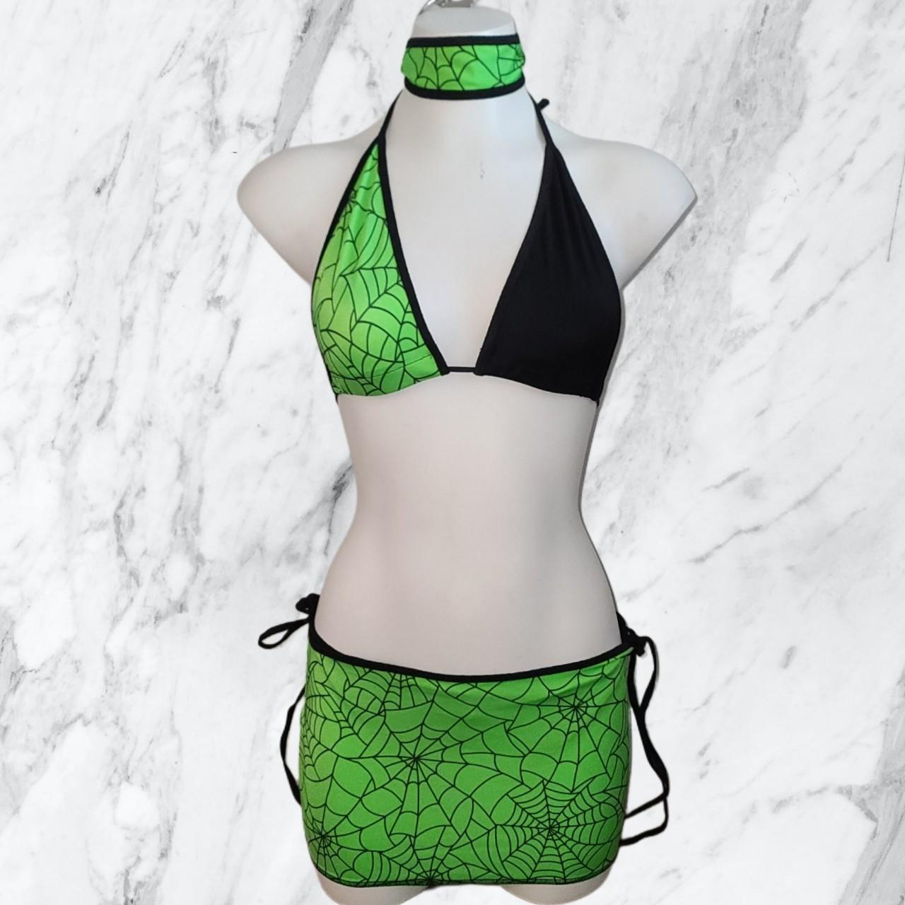 Lumina Exotica neon green and black spiderweb set
