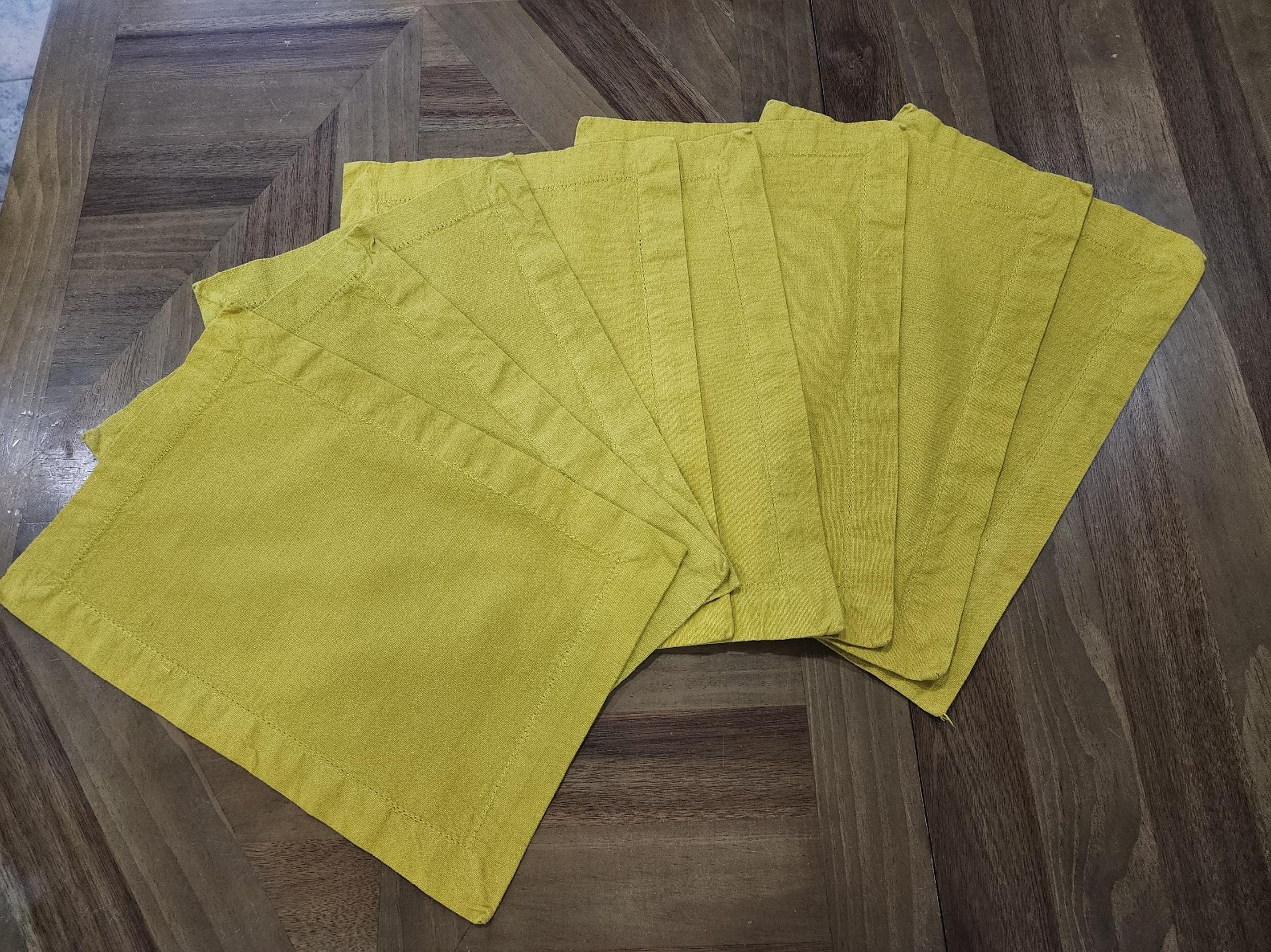 World Market Placemats Set 8 Cotton 13x19 Mustard Yellow Rectangle Shape Solid