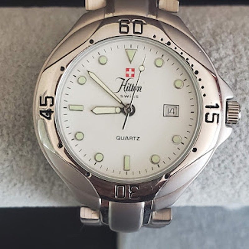 Hilton Swiss Watch Unisex Stainless Steel White Dial HSWM9007 in Original Box