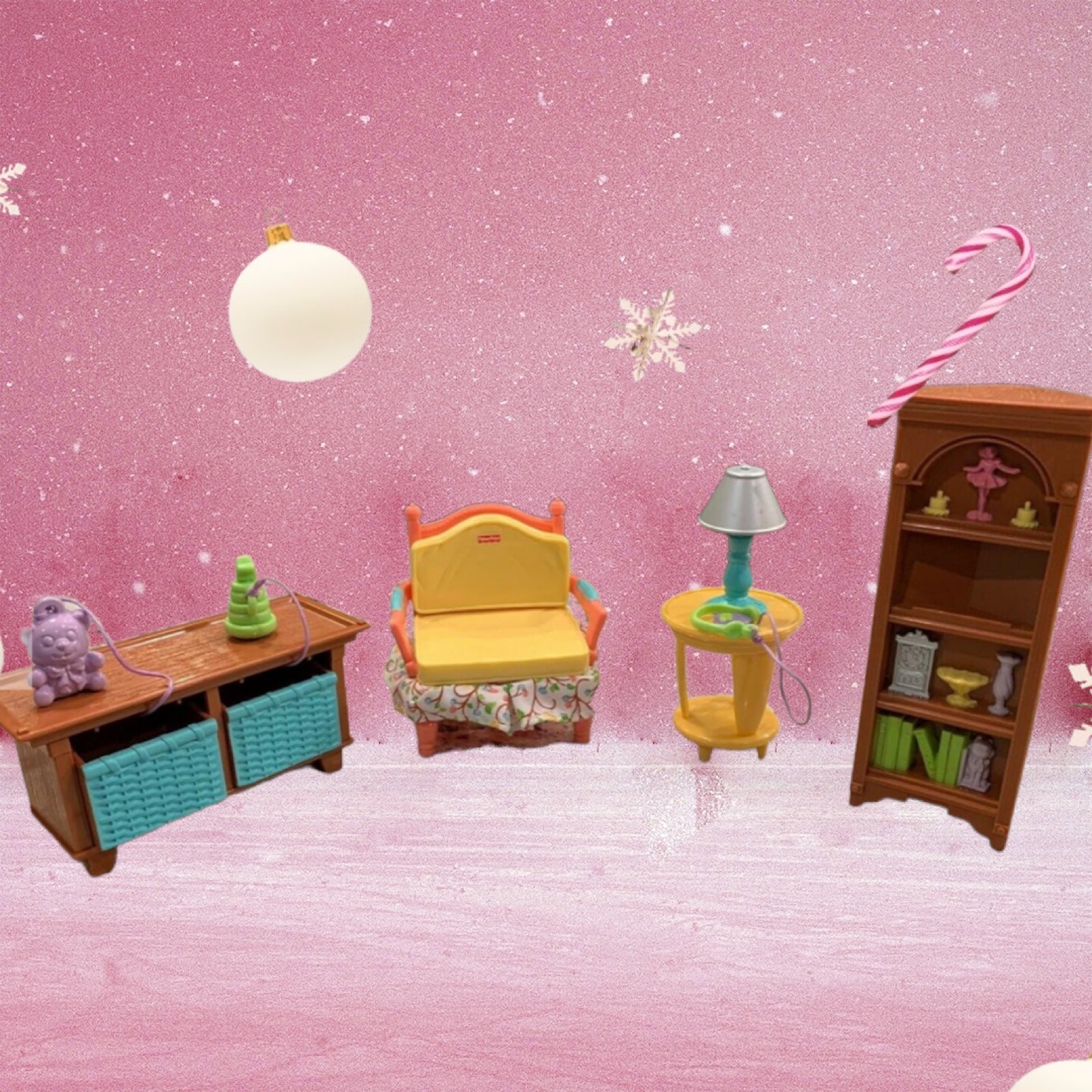 4 items 2005 decor FAMILY LIVING ROOM DOLLHOUSE