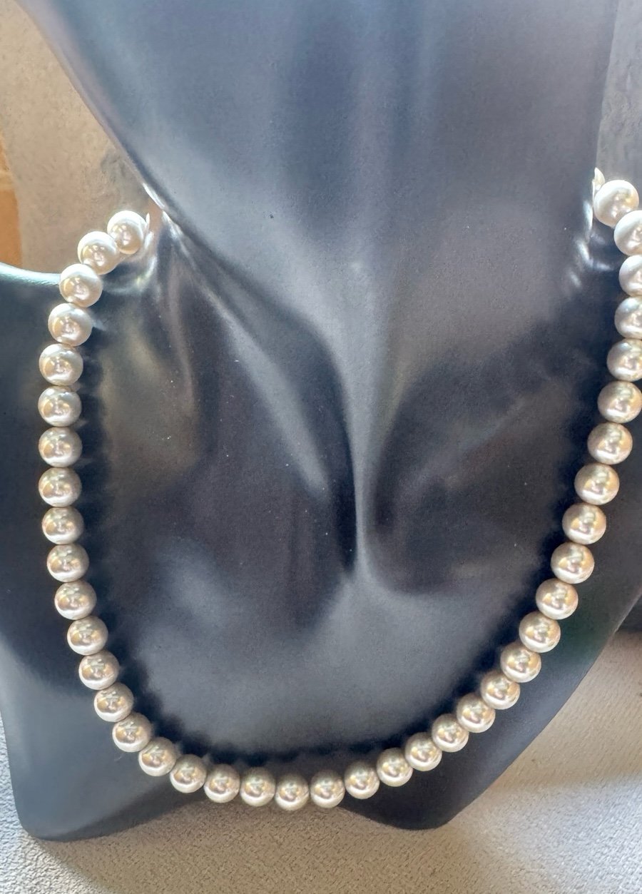 Gary pearl necklace