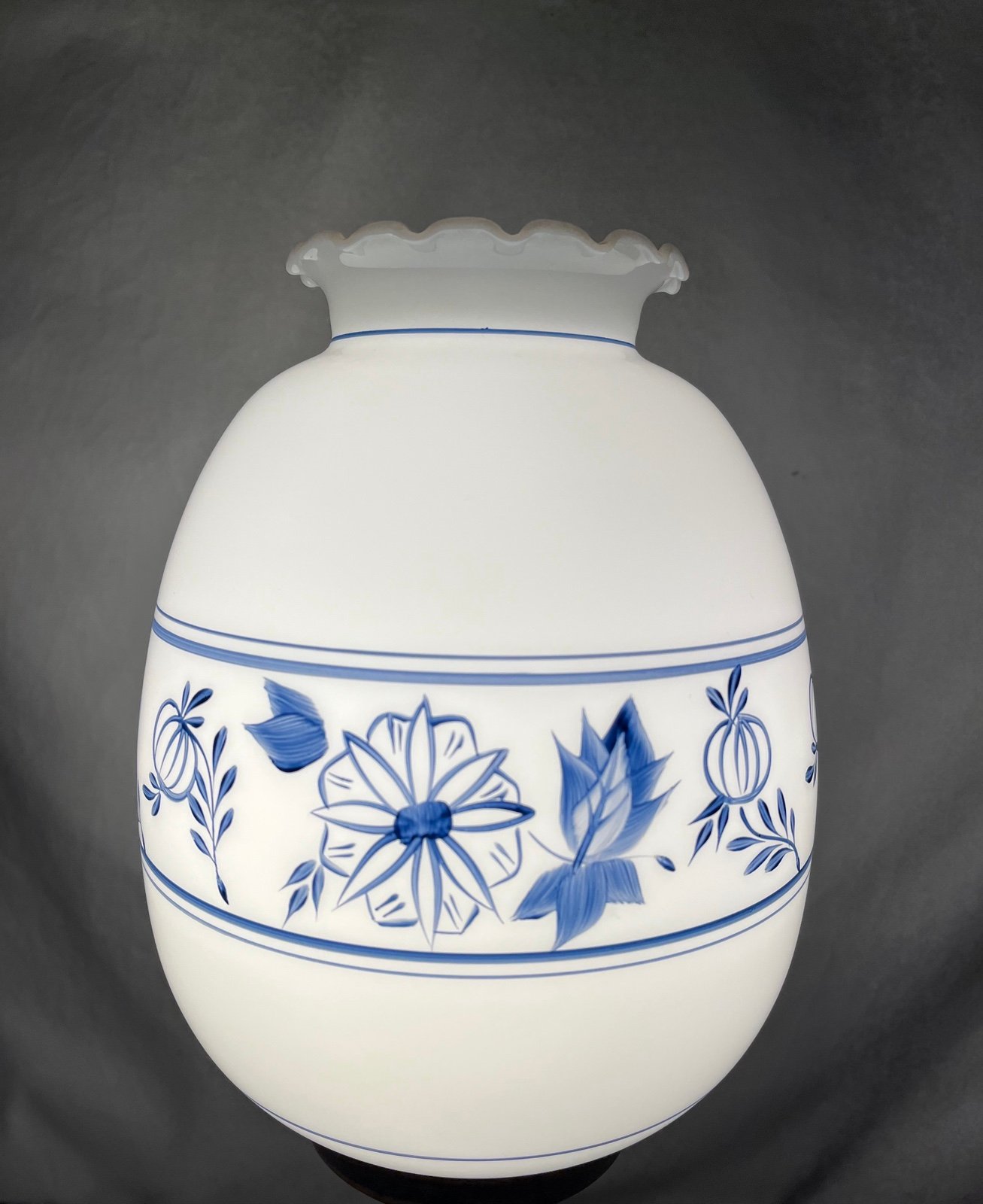 VTG Rare Hedco Blue Onion Replacement Lamp Shade 10 Fitter Hand Painted