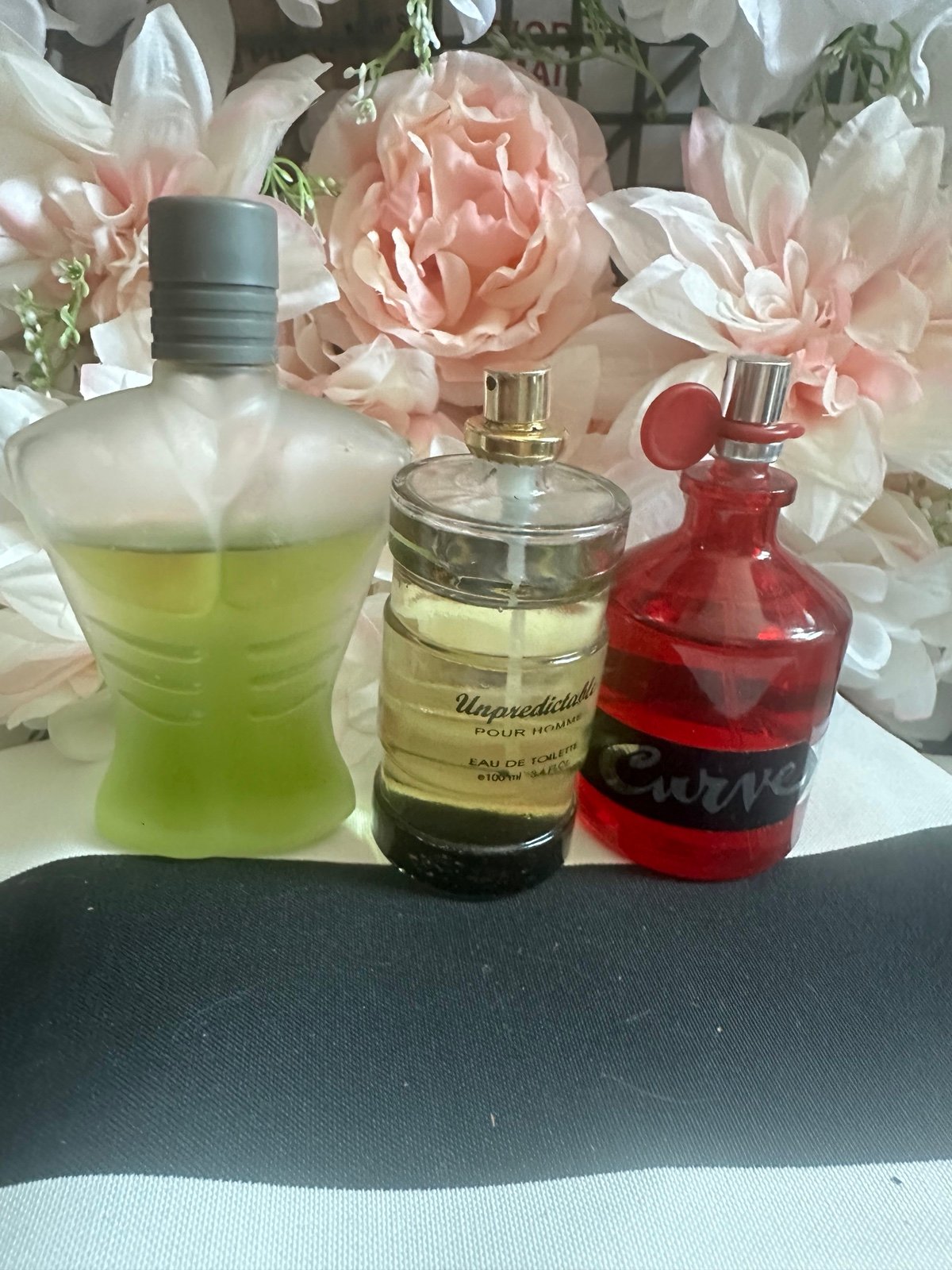 Bundle of men’s colognes