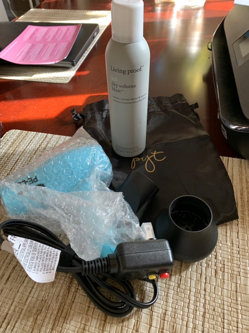 living proof Full Dry Volume Blast