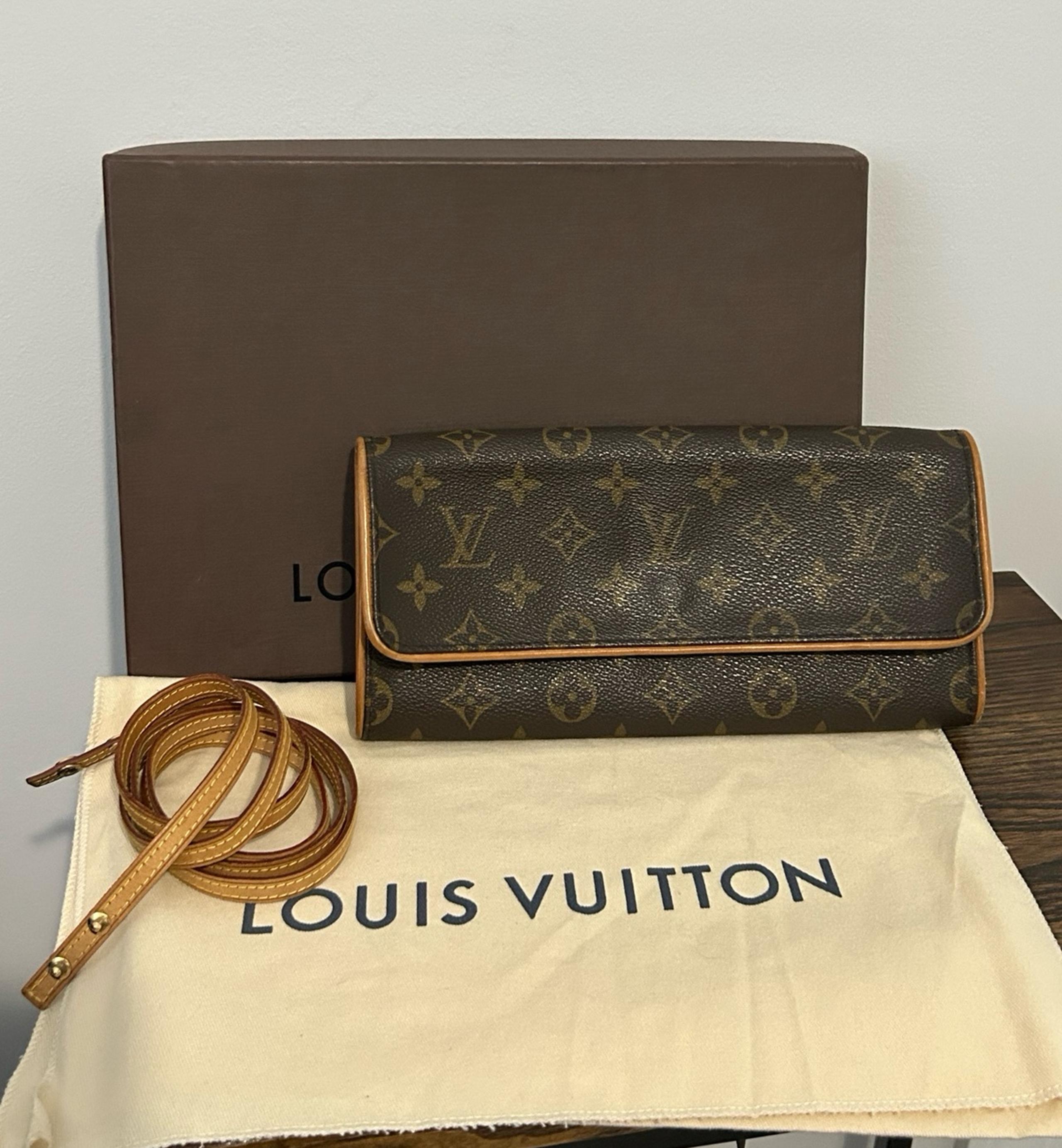 Louis Vuitton Pochette Twin GM