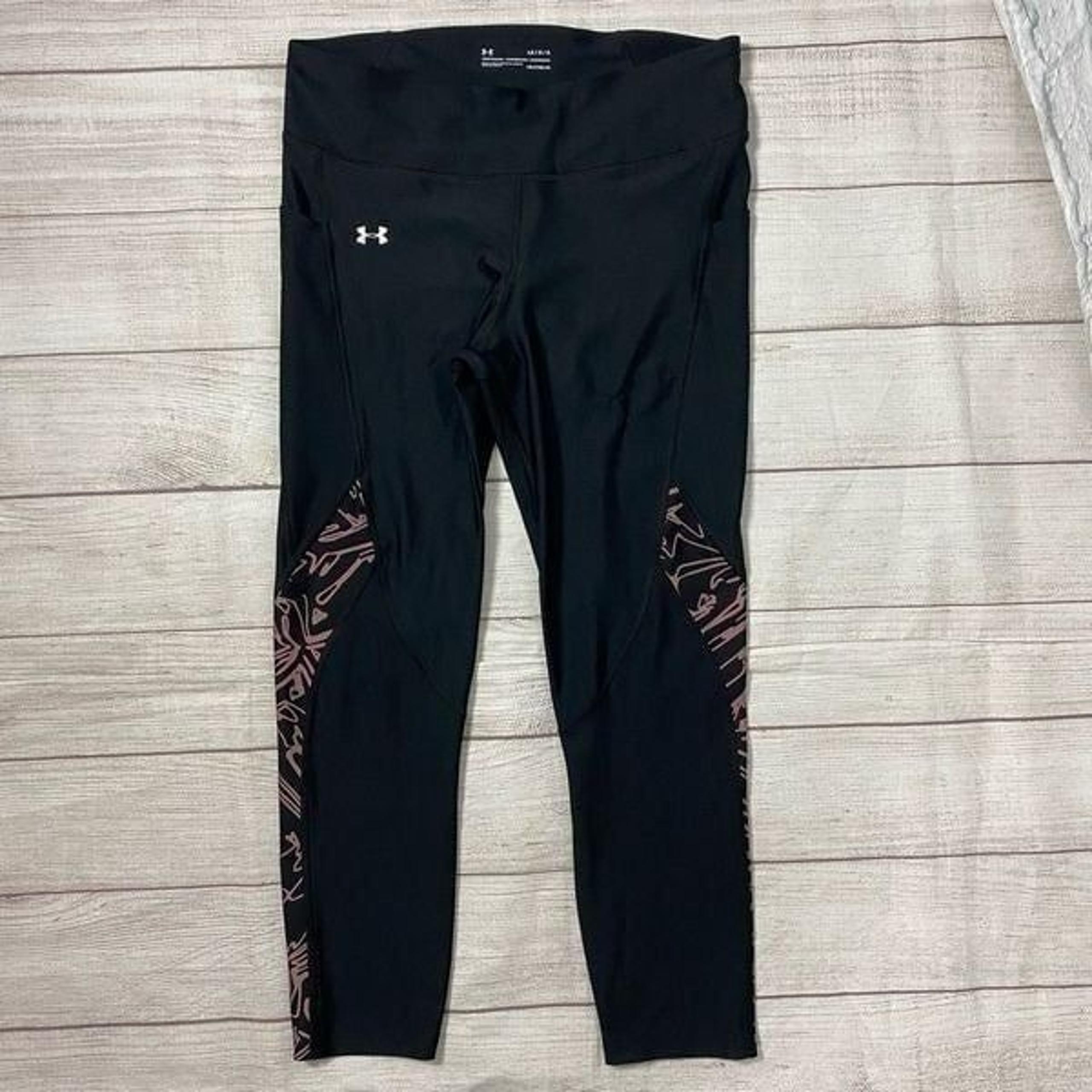 Under Armour women L heatgear pull on compression, capri leggings black