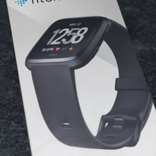 Fitbit Versa Smartwatch