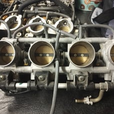 01-07 Suzuki Hayabusa Busa GSX1300R Throttle Bodies Body GSX 1300 R GSX1300