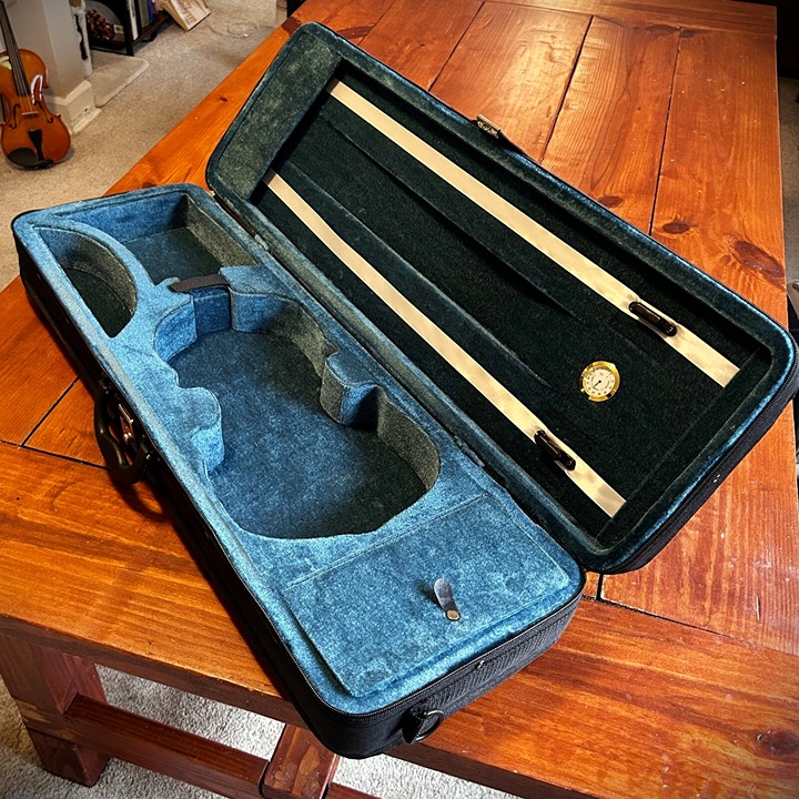 Lightweight Full Size 4/4 Square Violin Case with Hygrometer and 2 Bow Holders