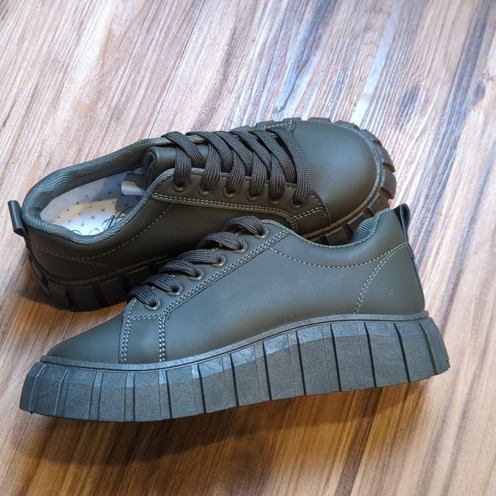 Mata Shoes Women's Olive Green Chunky Platform Sole Dream High Shoes Size 5