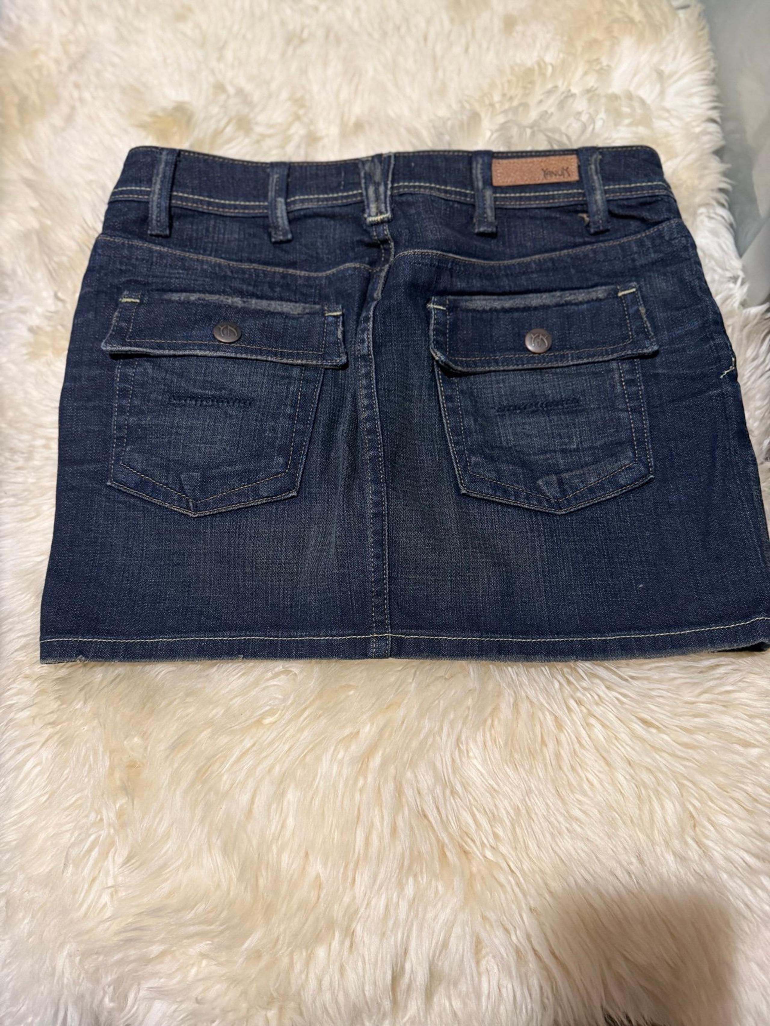 Vintage Yanuk Dark wash denim mini skirt, Sz 6
