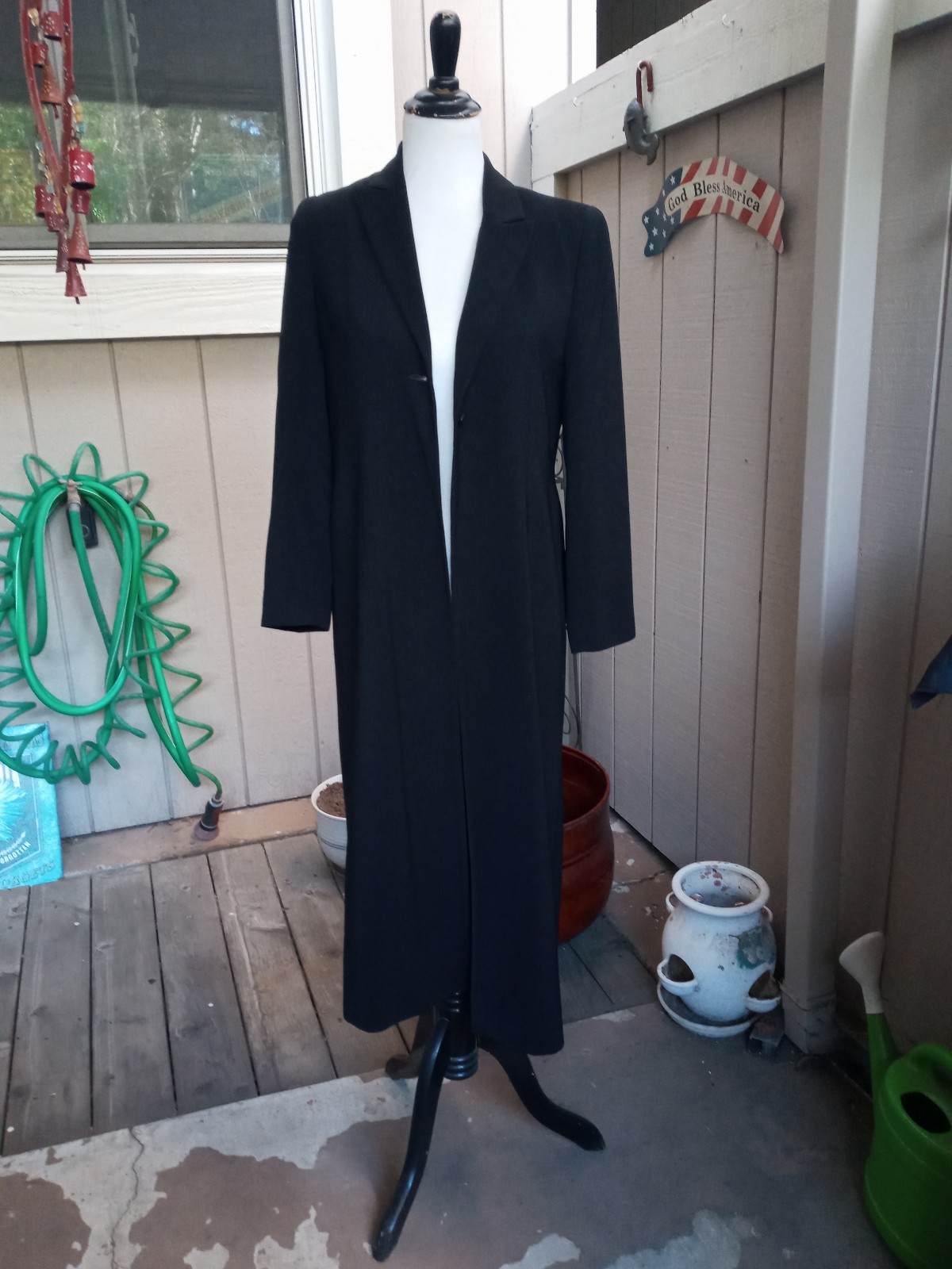 Women's pant suit