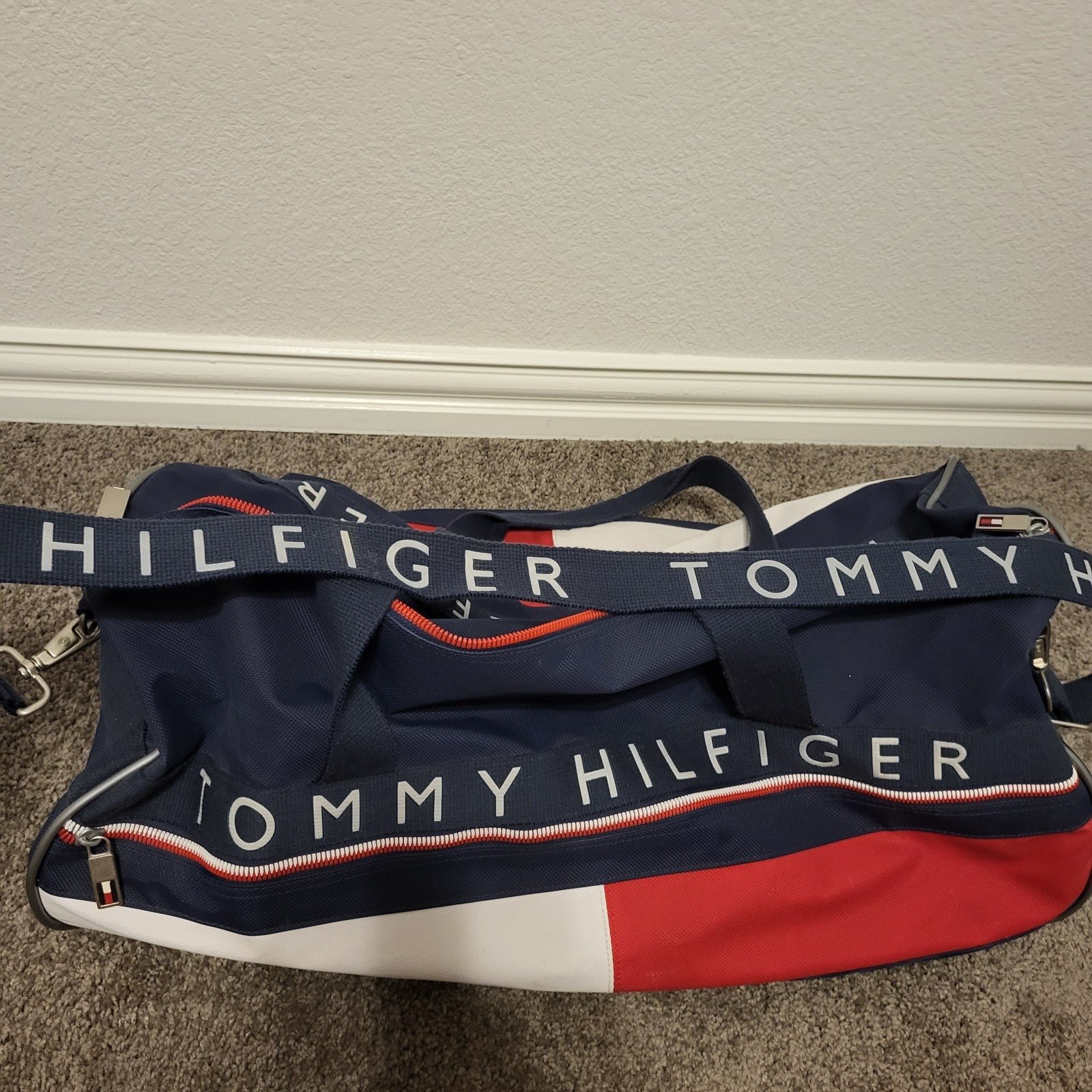 Tommy Hilfiger Duffle Bag
