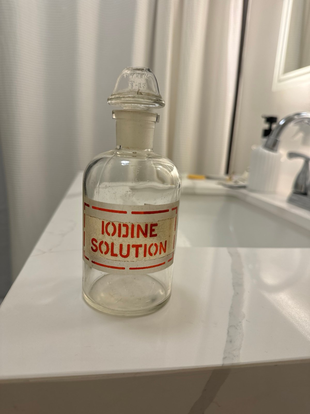 Vintage Antique Apothecary Pharmacy Iodine Red Label Glass Bottle Laboratory Emp