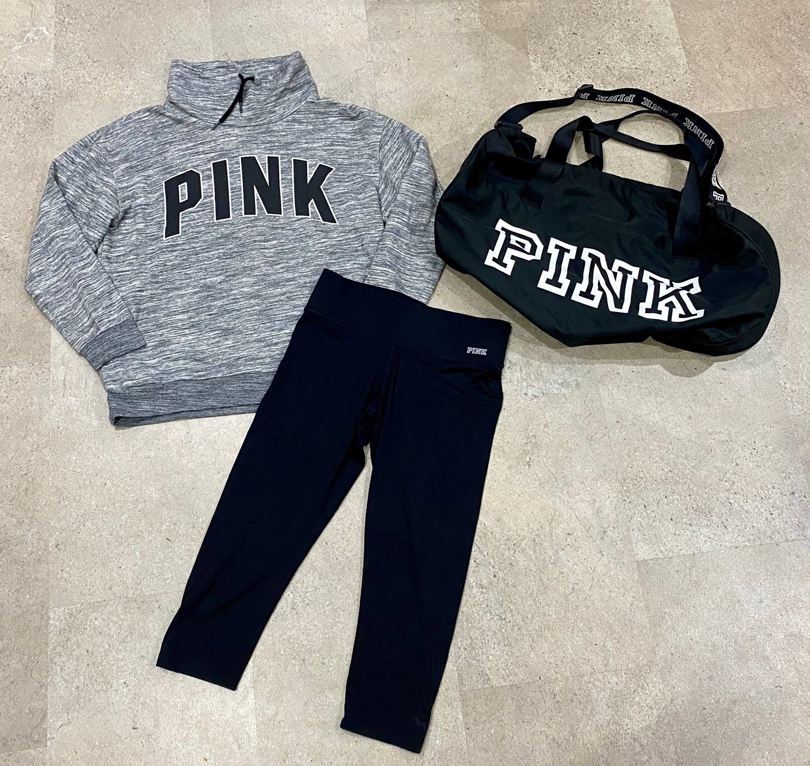 Womens VICTORIA’S SECRET PINK Sweatshirt..Leggings & Duffle Bag, sz Small