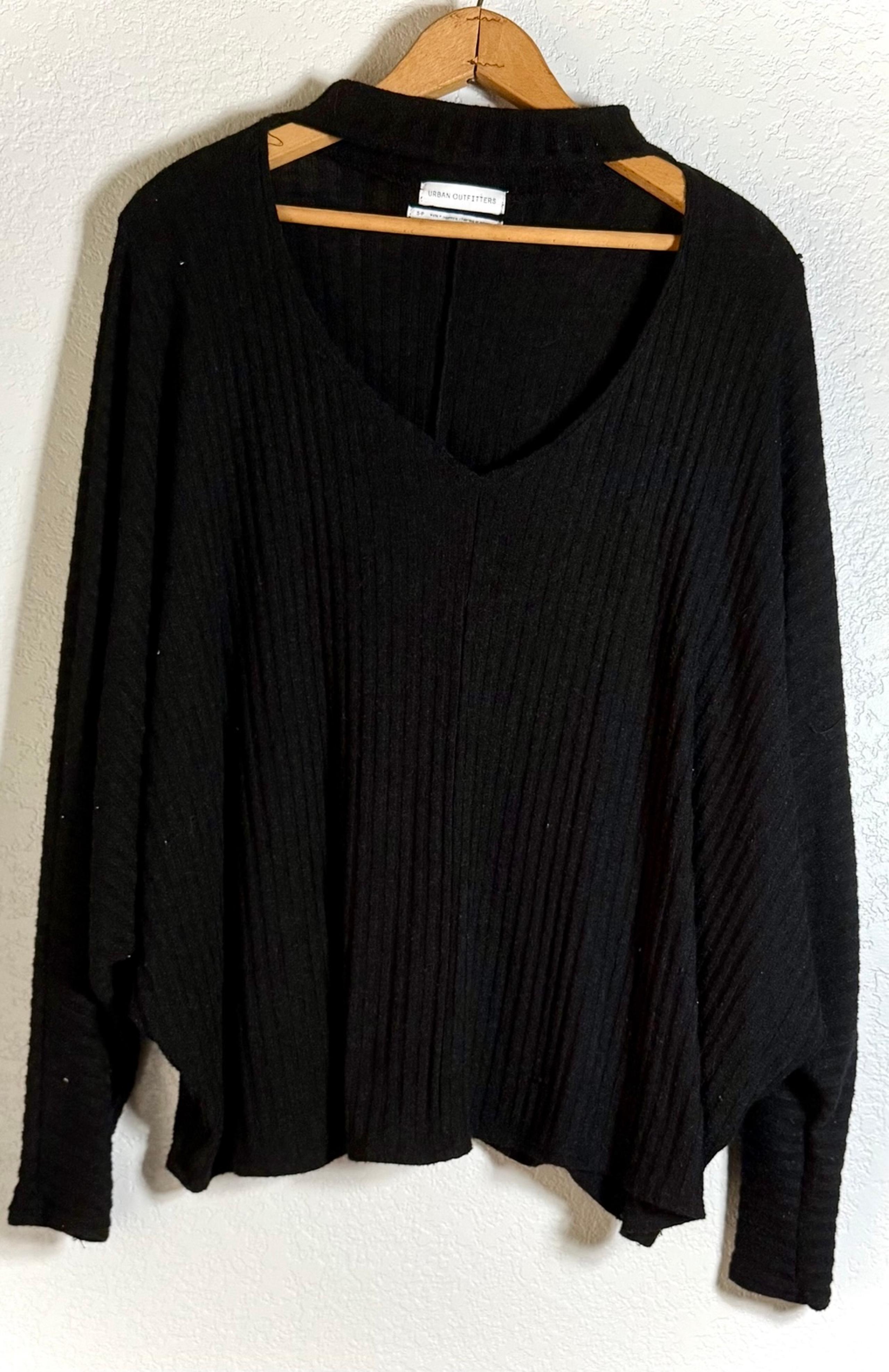 Urban Outfitters Women’s Small Black Ribbed Knit V-Neck Mock Neck Sweater