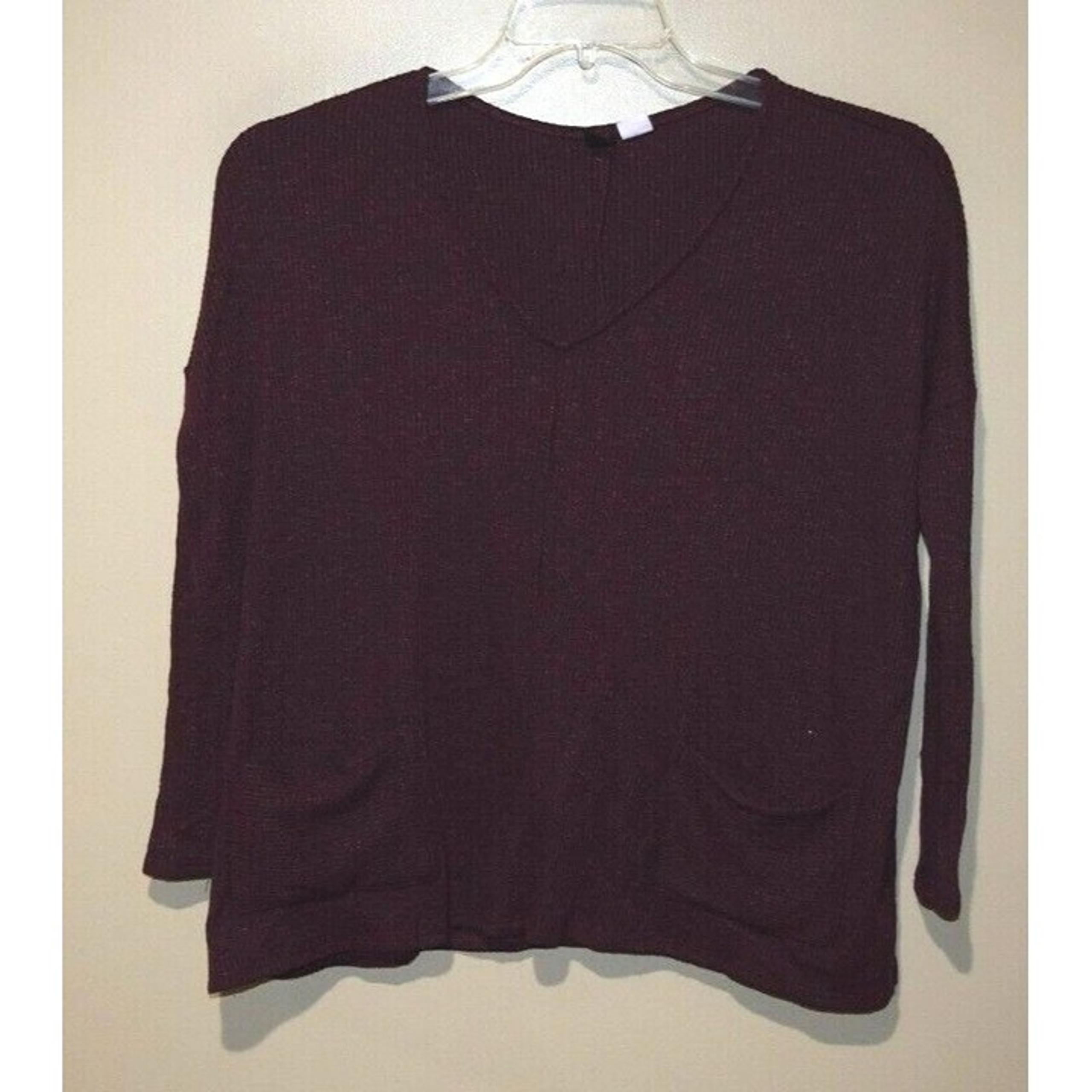 BDG Urban Outfitters Women's Sz S V neck Long Sleeve SWEATER with pockets