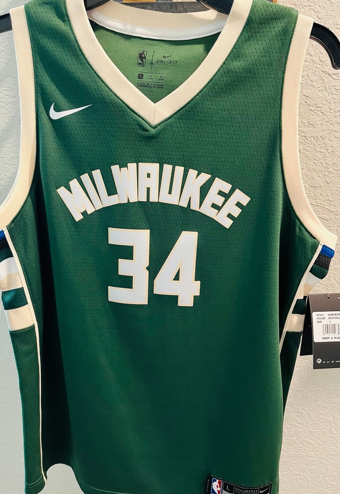 Giannis Antetokounmpo Milwaukee Bucks Nike Youth Swingman Jersey