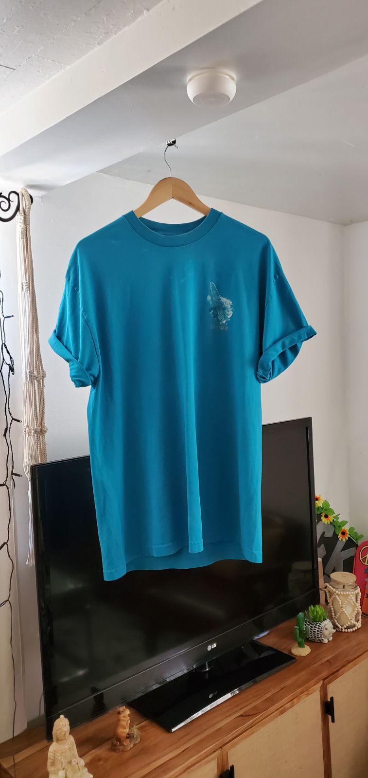 Vintage Feel, Surf Worn t-shirt