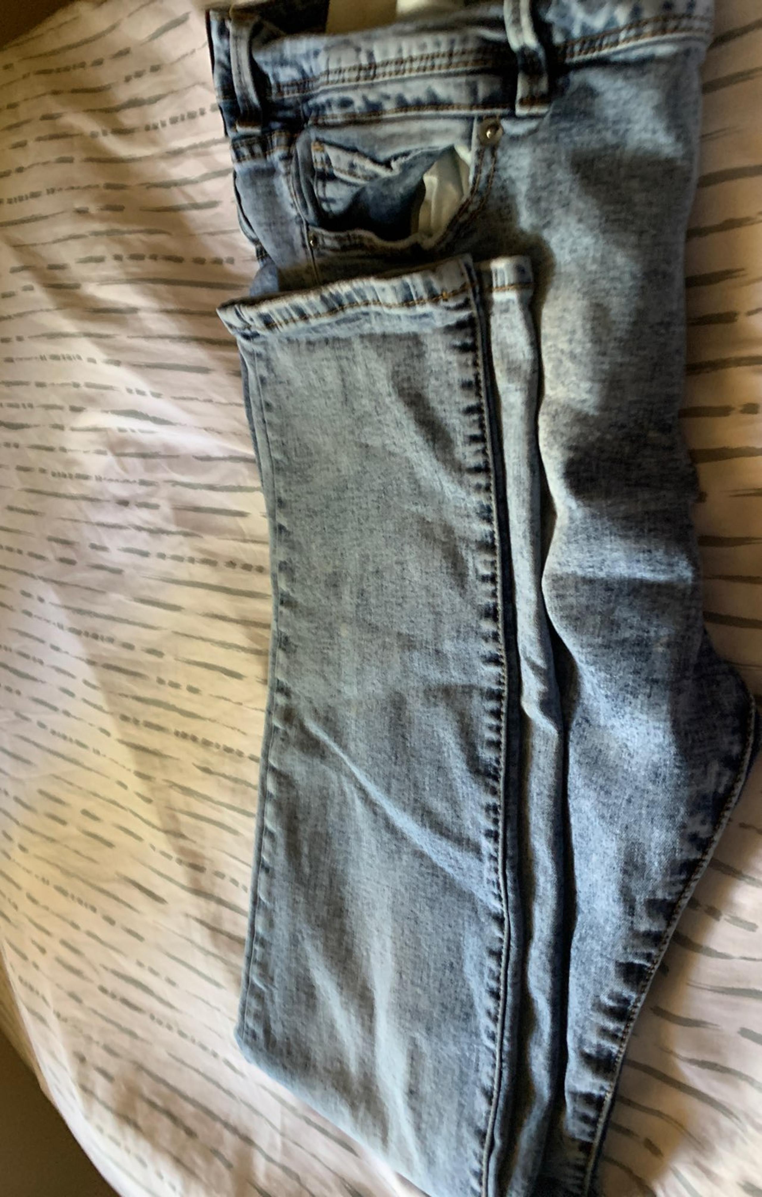 ripped jeans men