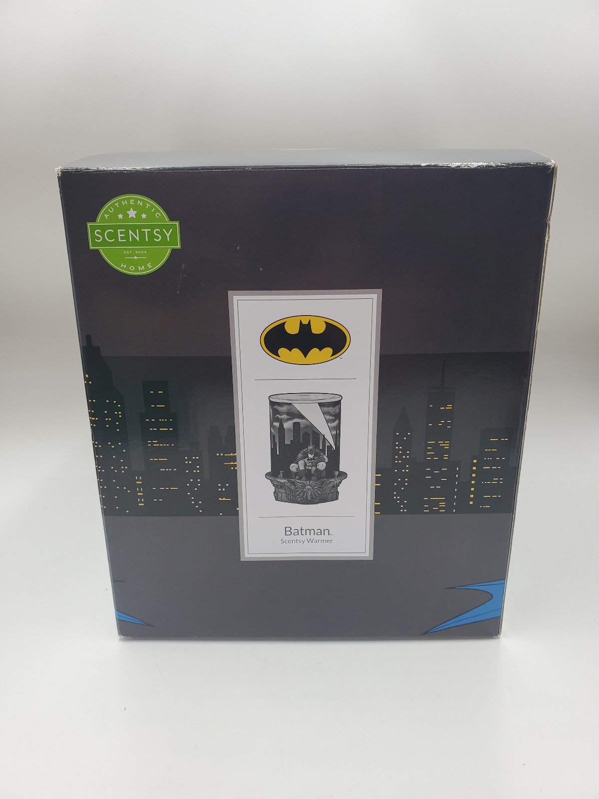 SCENTSY DC Universe BATMAN Wax Warmer Gotham City