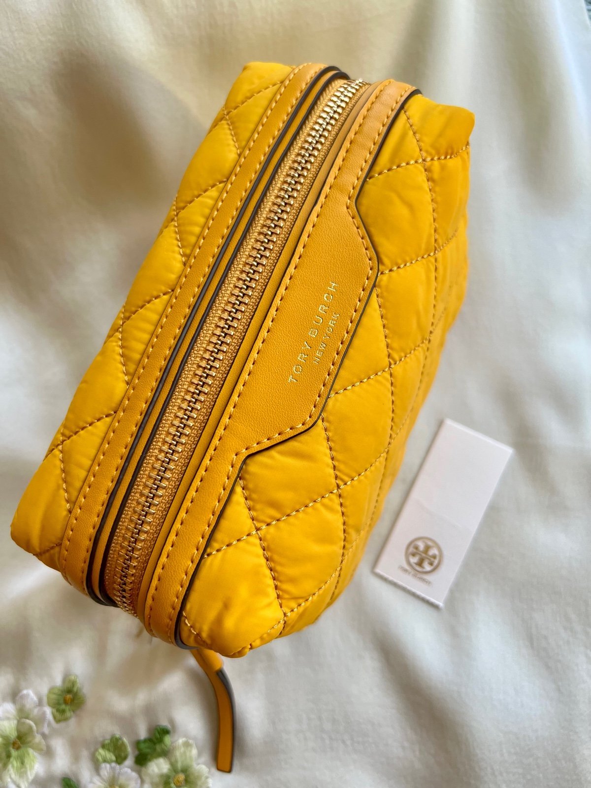 Tory Burch Perry Quilted Nylon Small Cosmetic Case Bag - Color: Golden Crest