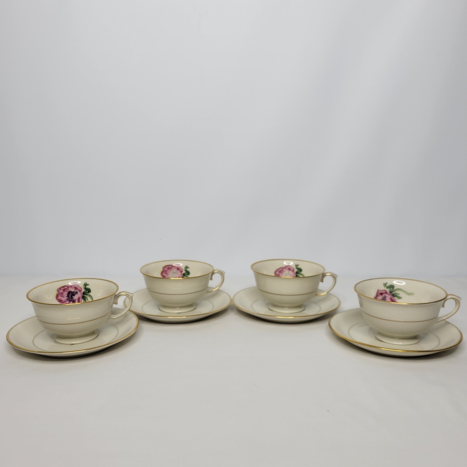 Set of 4 Vintage Lamberton China Field Lily Lunning Inc. Footed Cups & Saucers