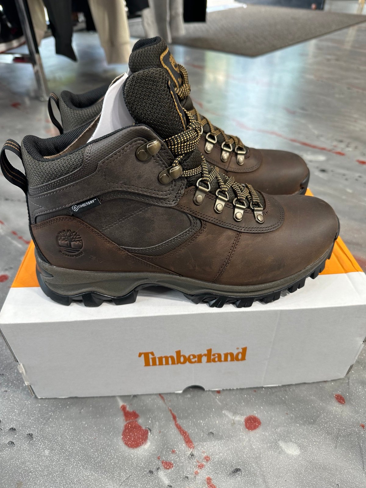 Timberland waterproof size 8 brown